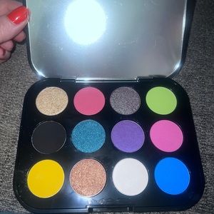 Brand New Connect In Colour Eye Shadow Palette Hi-Fi Colour